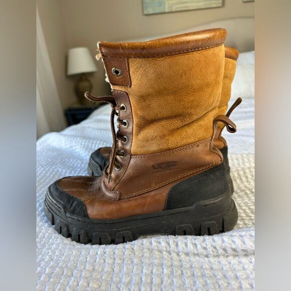 UGG Mens Butte Waterproof Leather Worchester Winter Snow Boot Size 9 - Picture 4 of 10